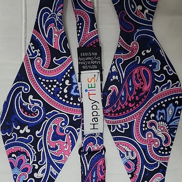 Various Bowties - Picture 2 of 6